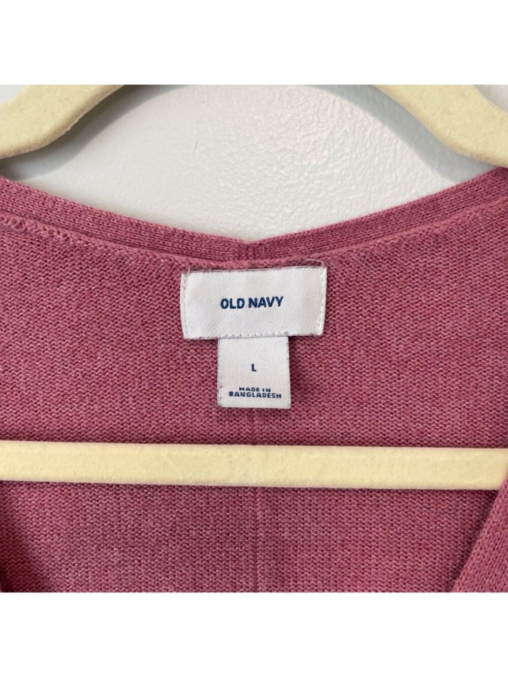 Old Navy Womens V-Neck Long Sleeve Lightweight Knit Sweater Pink  Size L - Picture 3 of 7